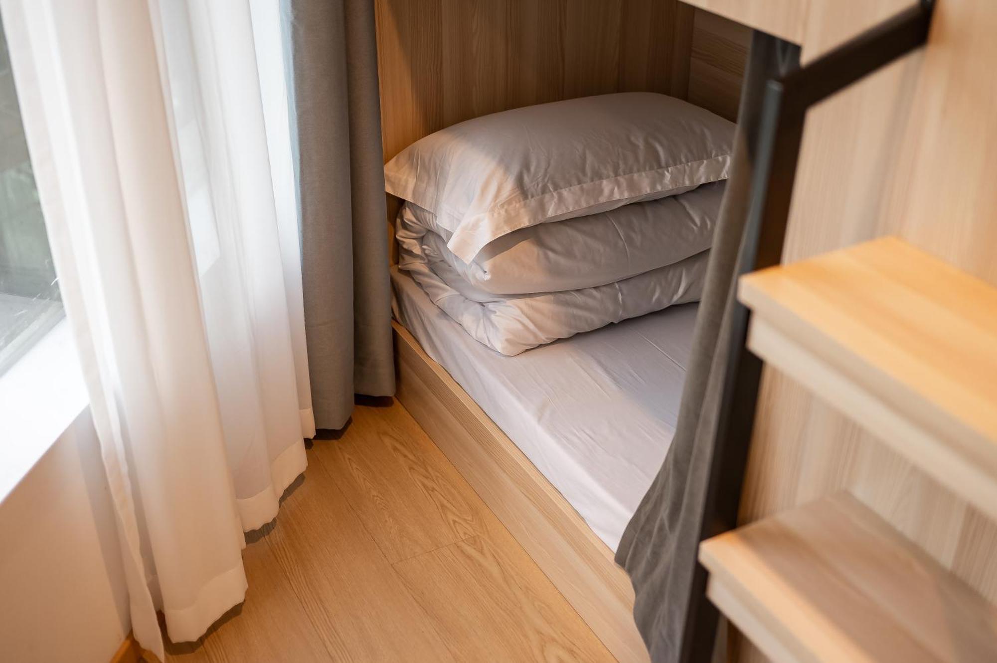 Dayin International Youth Hostel -Near People'S Square & Old Town -Social Area -Bar -Cafe -Gym -Free Laundry Luggage Storage -24H Front Desk -English Service Шанхай Экстерьер фото
