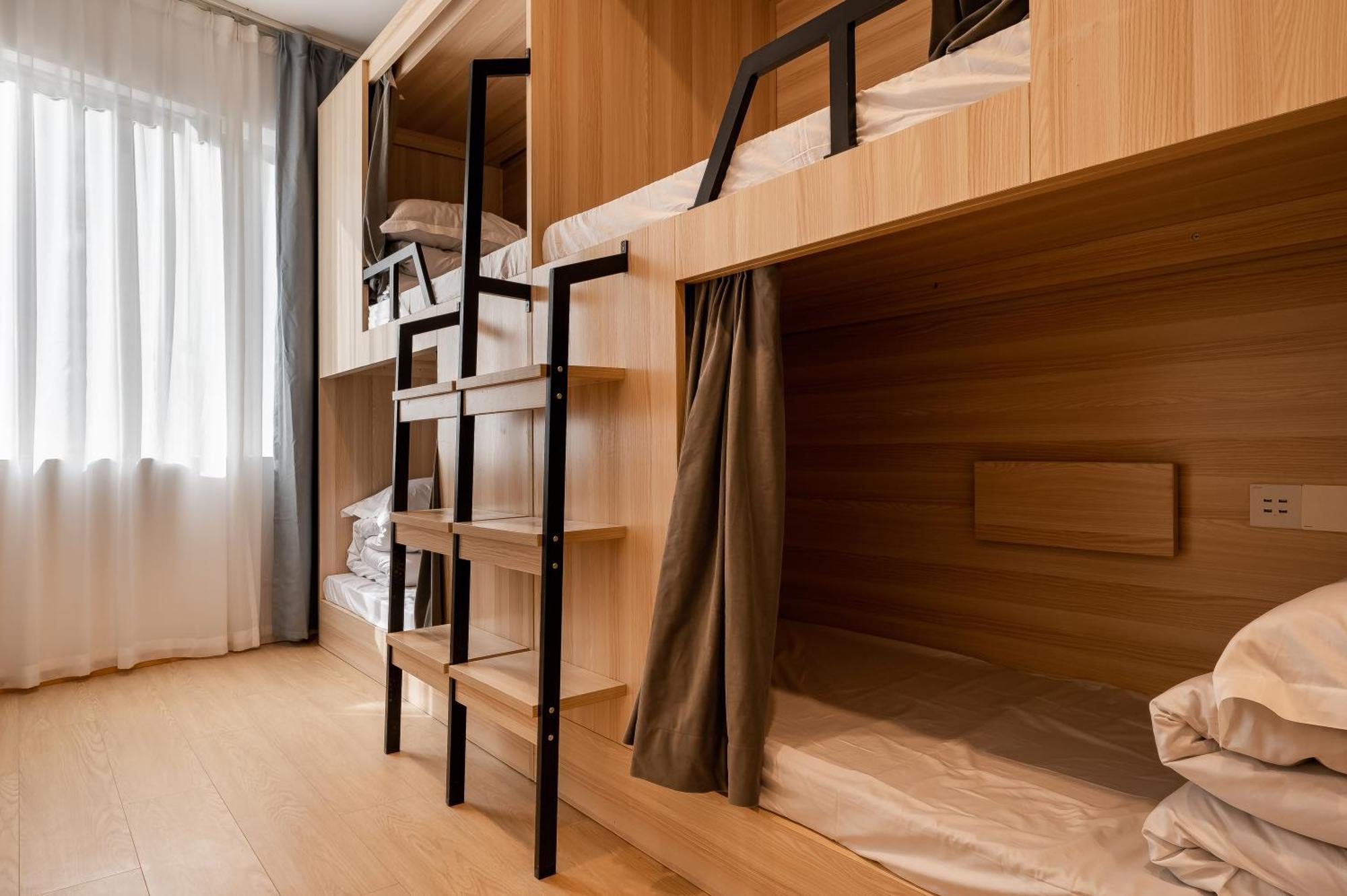 Dayin International Youth Hostel -Near People'S Square & Old Town -Social Area -Bar -Cafe -Gym -Free Laundry Luggage Storage -24H Front Desk -English Service Шанхай Экстерьер фото