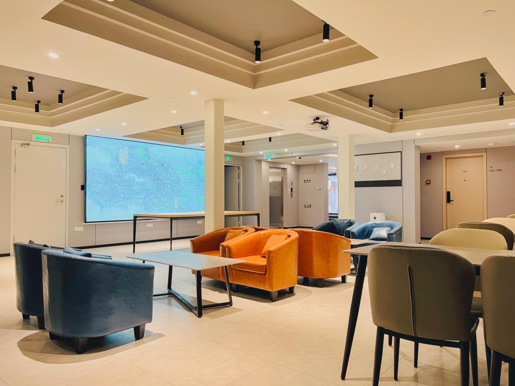 Dayin International Youth Hostel -Near People'S Square & Old Town -Social Area -Bar -Cafe -Gym -Free Laundry Luggage Storage -24H Front Desk -English Service Шанхай Экстерьер фото