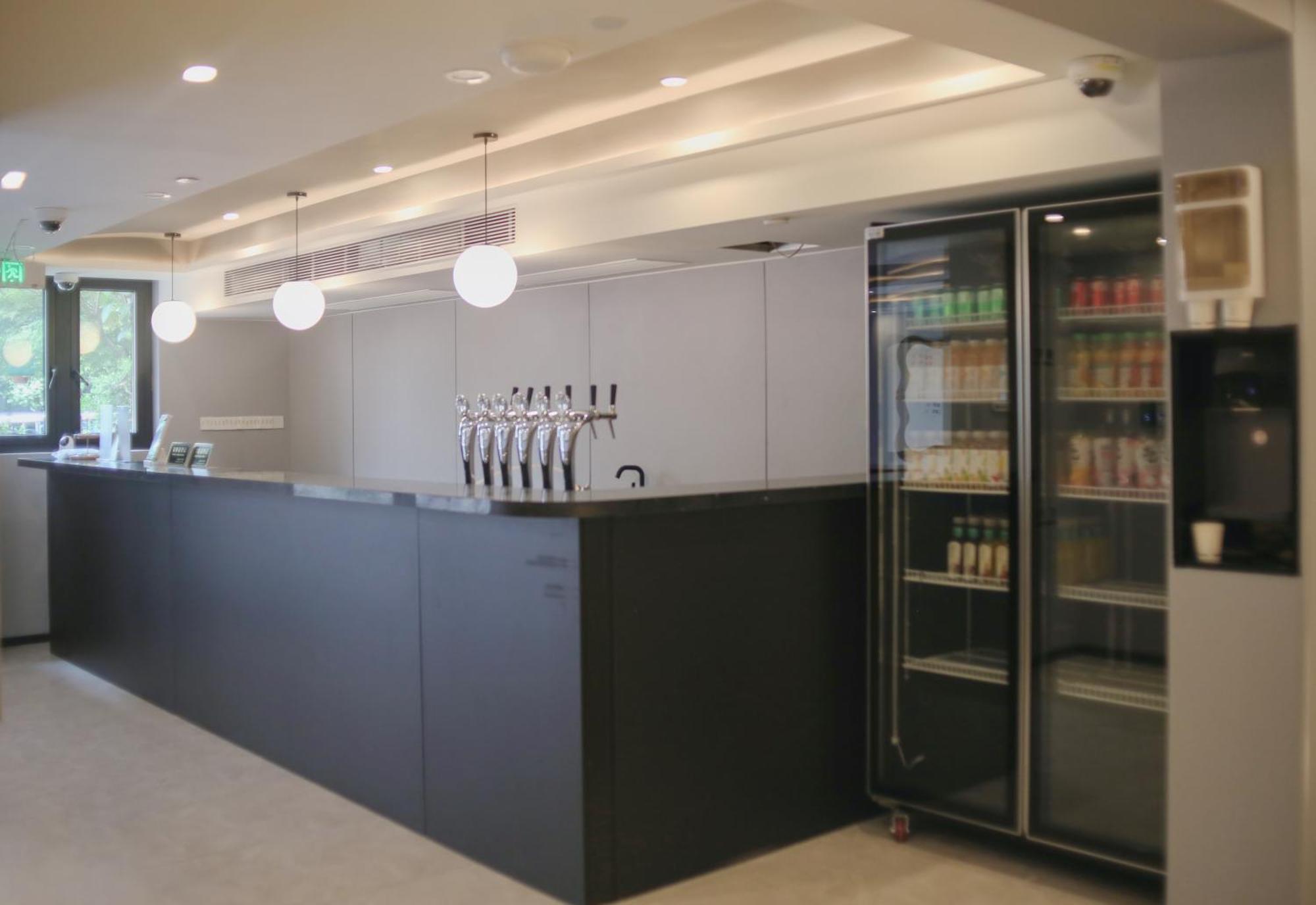 Dayin International Youth Hostel -Near People'S Square & Old Town -Social Area -Bar -Cafe -Gym -Free Laundry Luggage Storage -24H Front Desk -English Service Шанхай Экстерьер фото